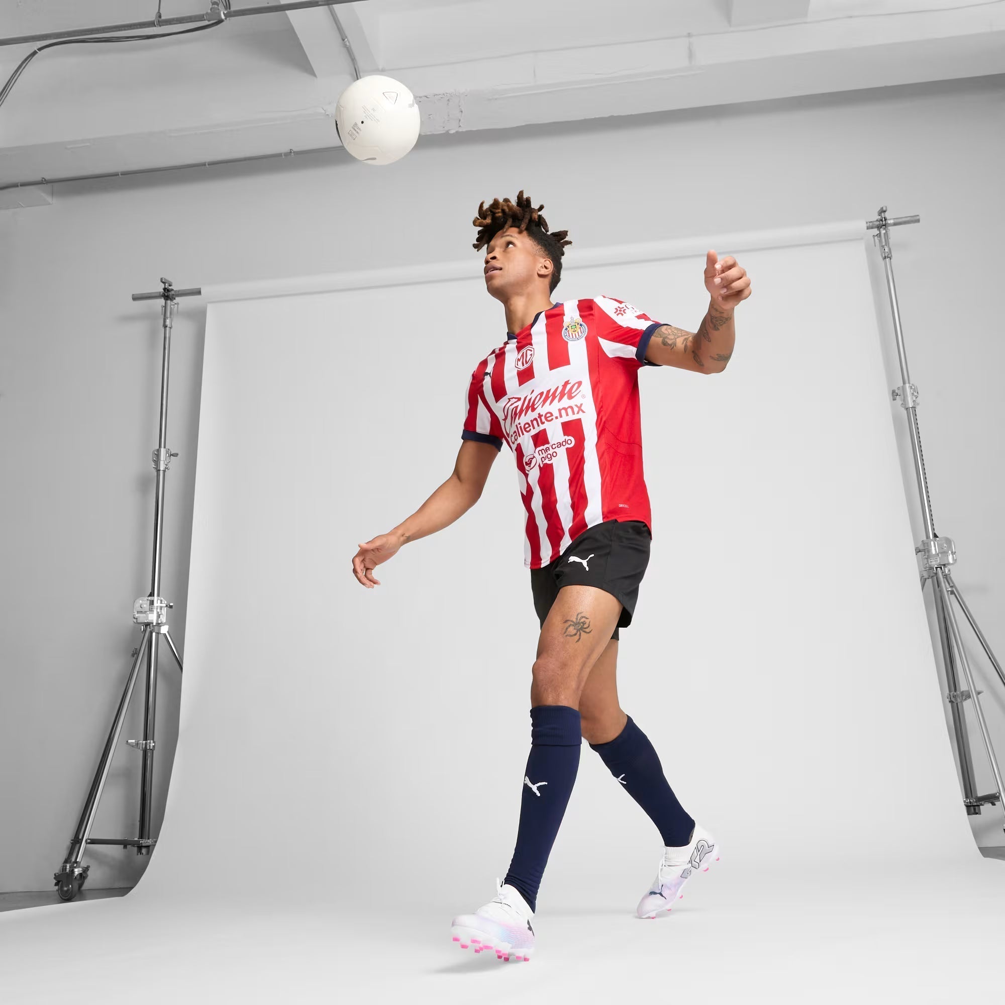 Puma Chivas De Guadalajara Authentic Home Jersey 24/25 (Puma Red/White)