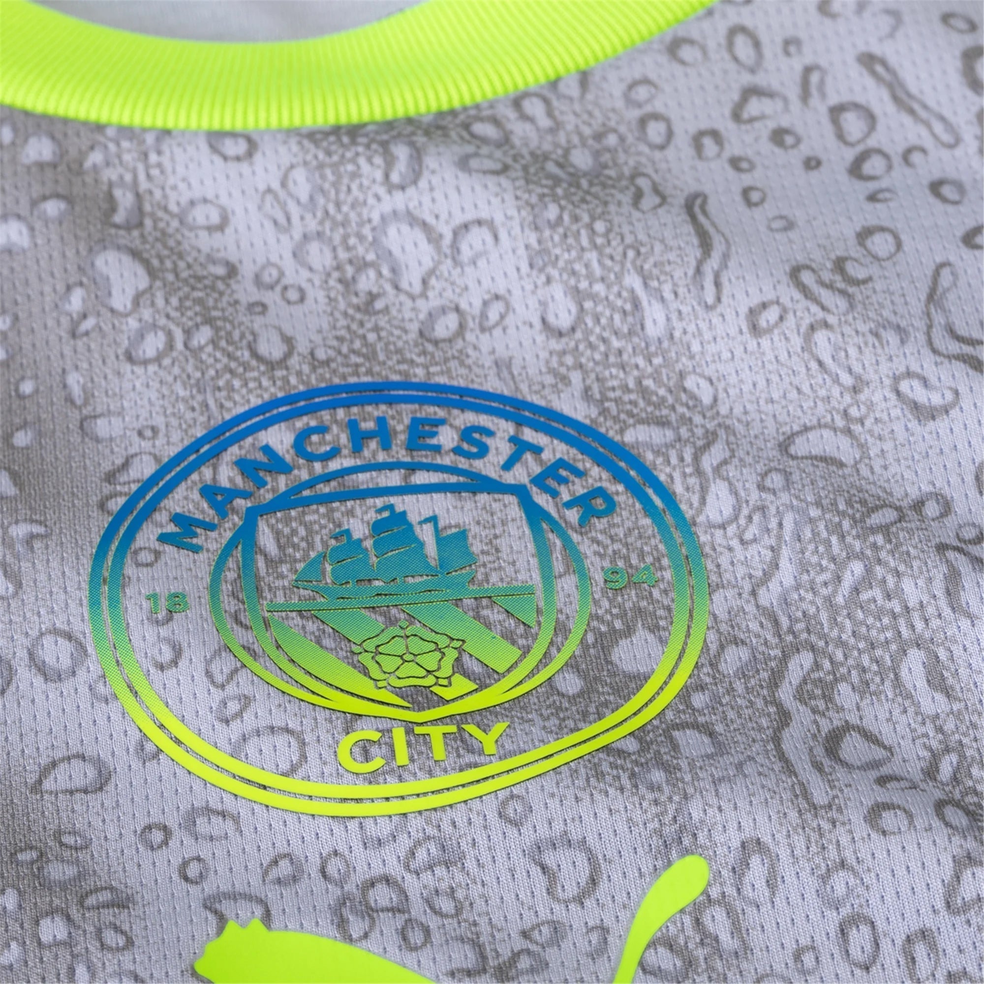 Puma Men's Manchester City Bobb Third Jersey w/ EPL + No Room For Racism Patches 25/26 (Cool Weather/Pro Green)
