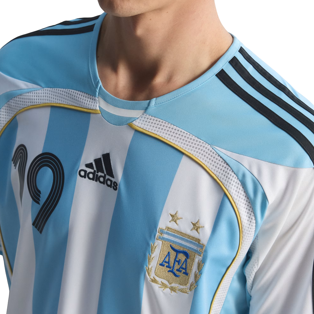 adidas Men's Lionel Messi Argentina 2006 Home Jersey (White)